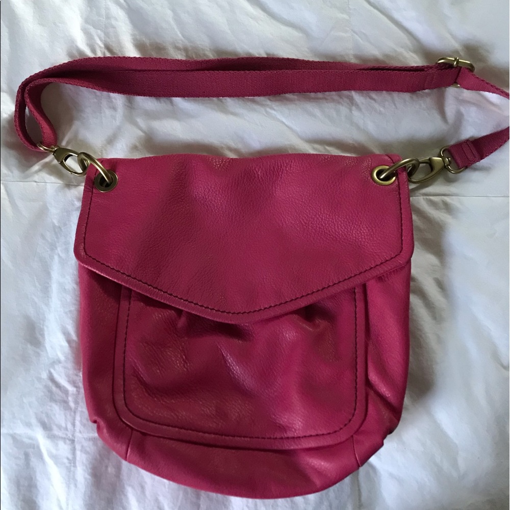 Fossil pink leather crossbody bag